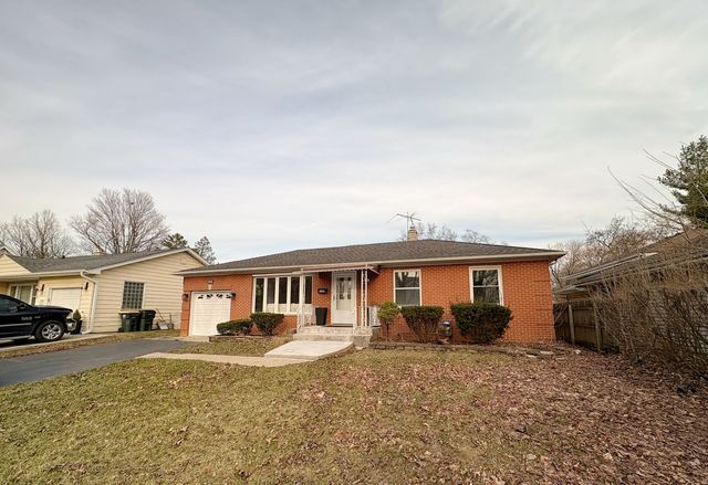 215 S Forest Avenue, Palatine, IL 60074