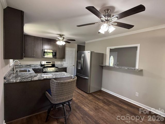 3730 Sedgefield Drive, Conover, NC 28613