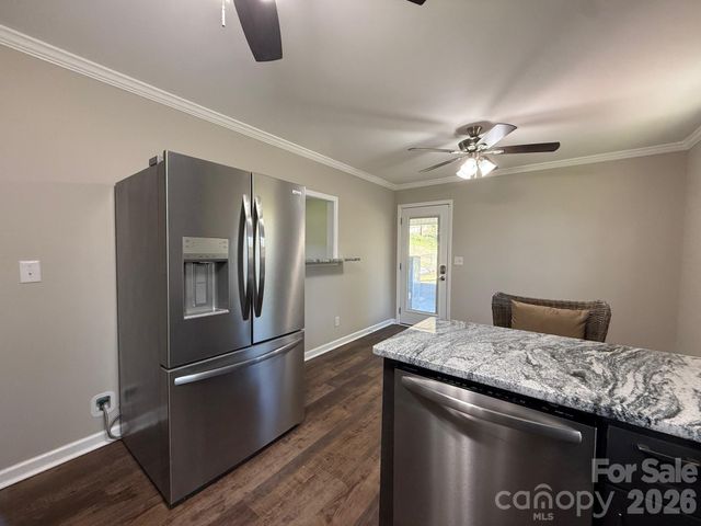 3730 Sedgefield Drive, Conover, NC 28613