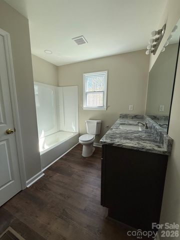 3730 Sedgefield Drive, Conover, NC 28613