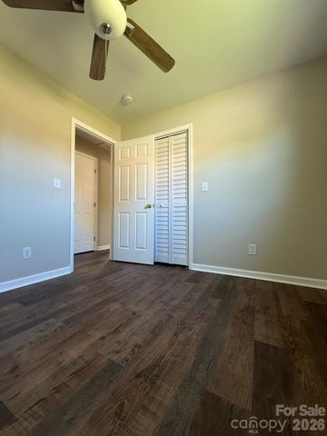 3730 Sedgefield Drive, Conover, NC 28613