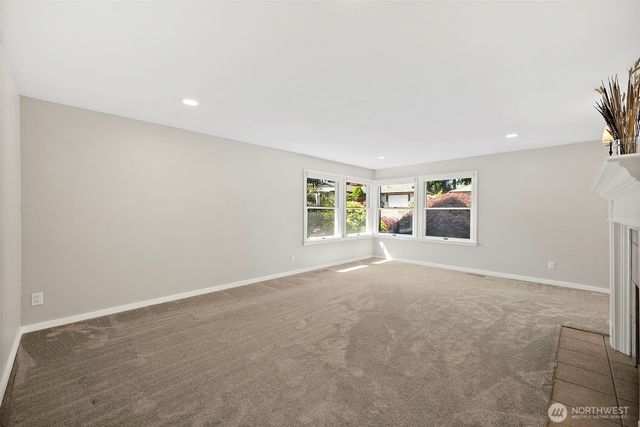 30022 6th Avenue SW, Federal Way, WA 98023