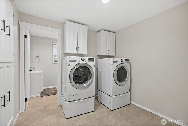 30022 6th Avenue SW, Federal Way, WA 98023