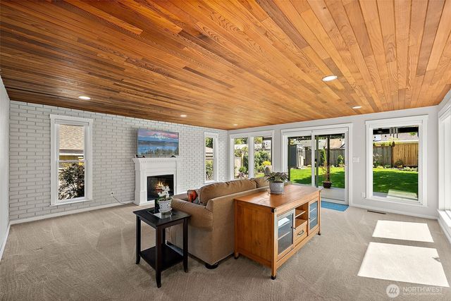 30022 6th Avenue SW, Federal Way, WA 98023