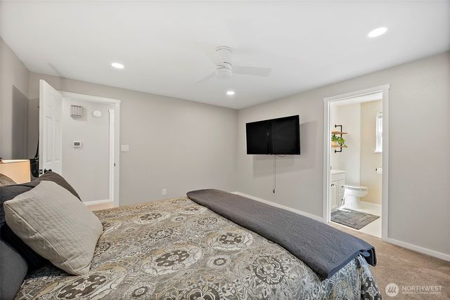 30022 6th Avenue SW, Federal Way, WA 98023