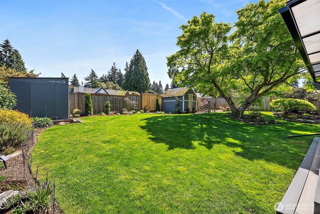 30022 6th Avenue SW, Federal Way, WA 98023