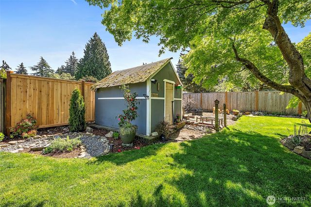 30022 6th Avenue SW, Federal Way, WA 98023