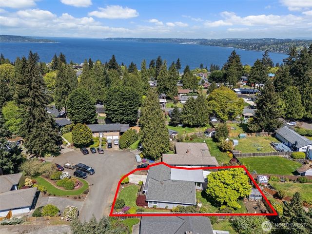 30022 6th Avenue SW, Federal Way, WA 98023