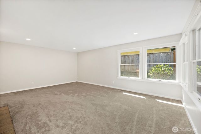 30022 6th Avenue SW, Federal Way, WA 98023