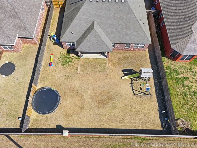 11806 S Primrose Street, Jenks, OK 74037