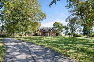 9717 Eminence Pike, Shelbyville, KY 40065