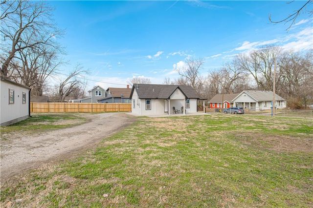 1538 S 40th Street, Kansas City, KS 66106