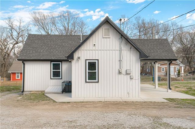 1538 S 40th Street, Kansas City, KS 66106