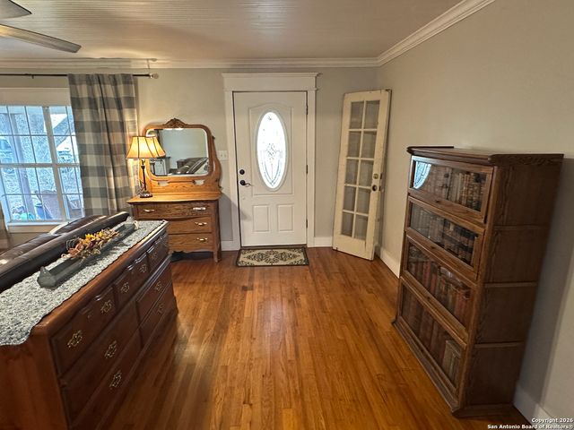 11739 County Road 401, Stockdale, TX 78160