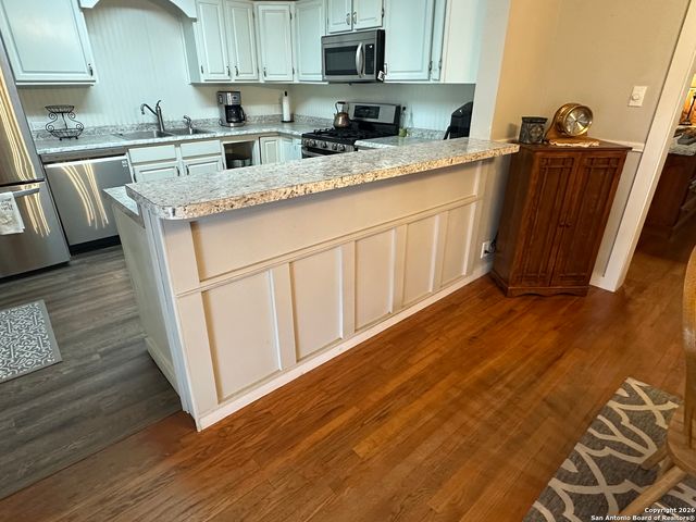 11739 County Road 401, Stockdale, TX 78160