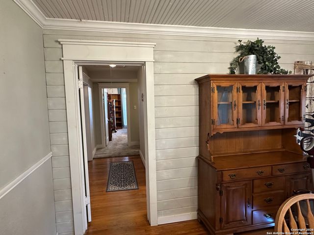 11739 County Road 401, Stockdale, TX 78160