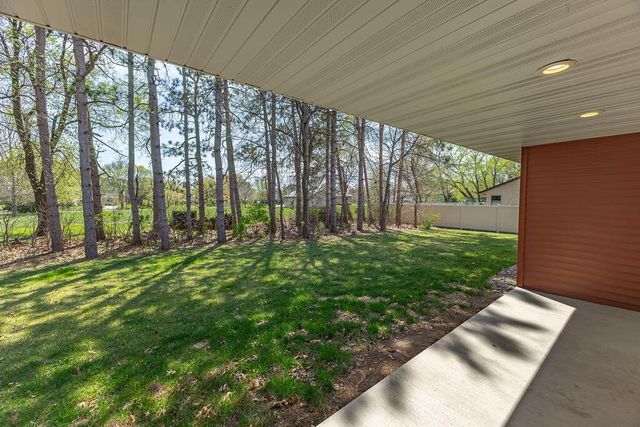 2102 Prairie PLACE, Holmen, WI 54636