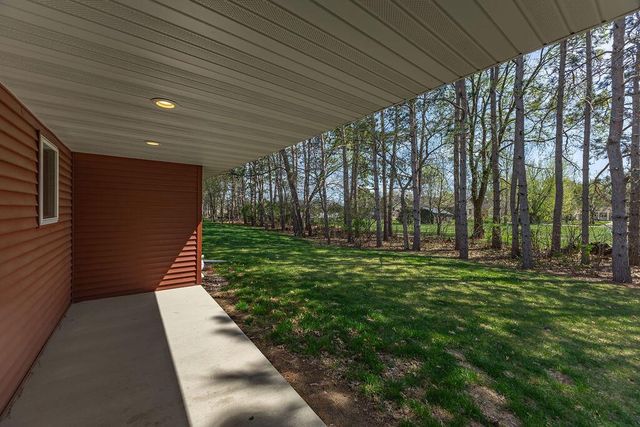 2102 Prairie PLACE, Holmen, WI 54636