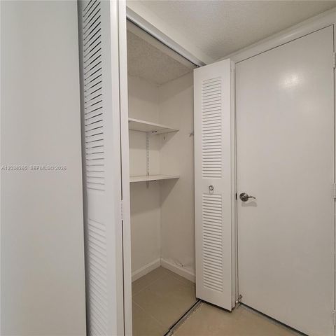 6021 NW 61st Avenue 207, Tamarac, FL 33319