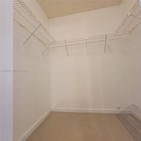 6021 NW 61st Avenue 207, Tamarac, FL 33319