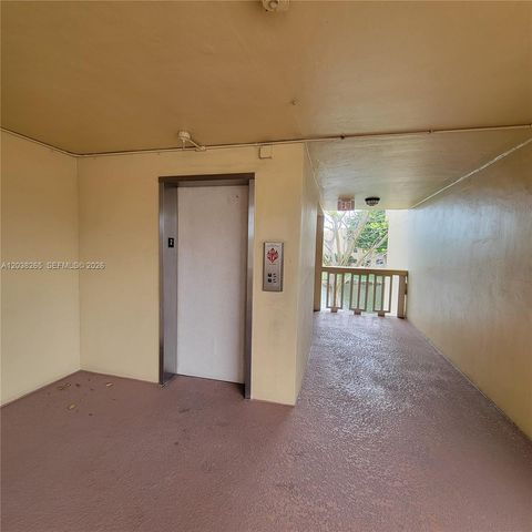 6021 NW 61st Avenue 207, Tamarac, FL 33319