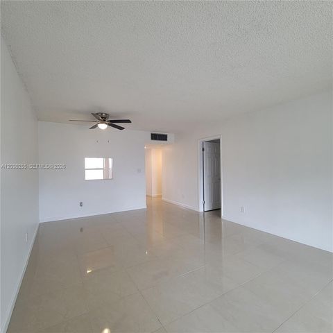 6021 NW 61st Avenue 207, Tamarac, FL 33319