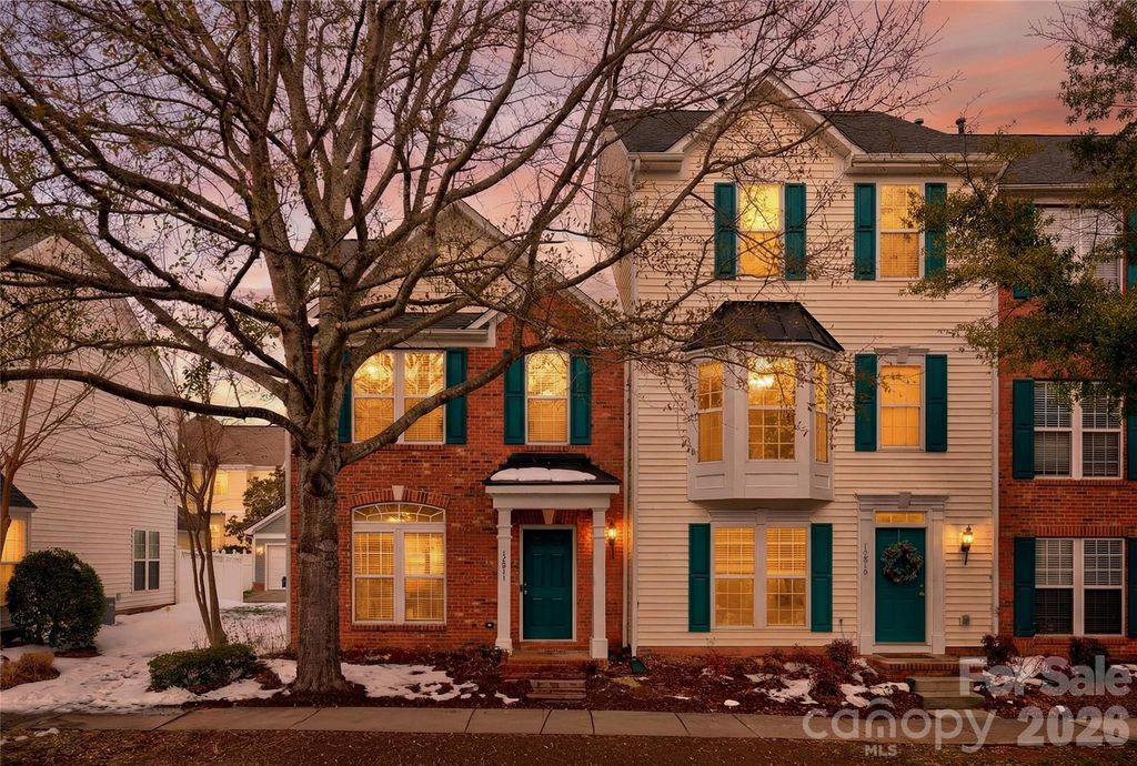 12811 Bullock Greenway Boulevard, Charlotte, NC 28277