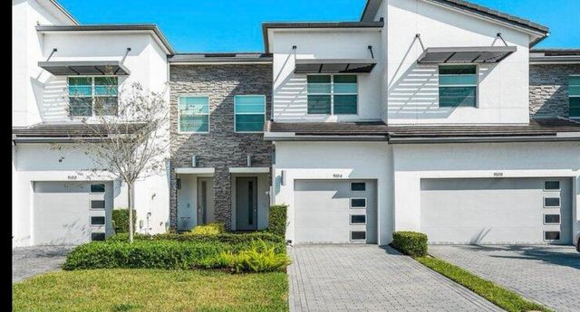 9041 ZEVON Court, Lake Worth, FL 33467