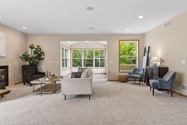 17461 Haralson Drive, Eden Prairie, MN 55347