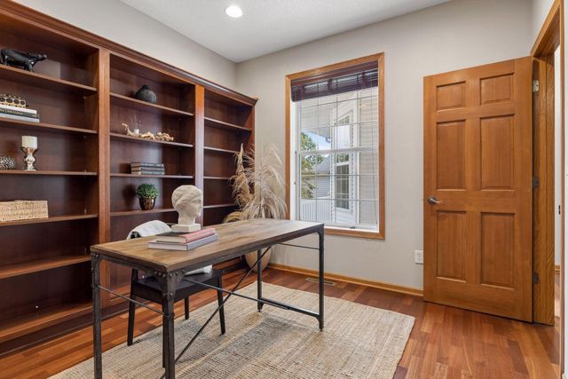 17461 Haralson Drive, Eden Prairie, MN 55347