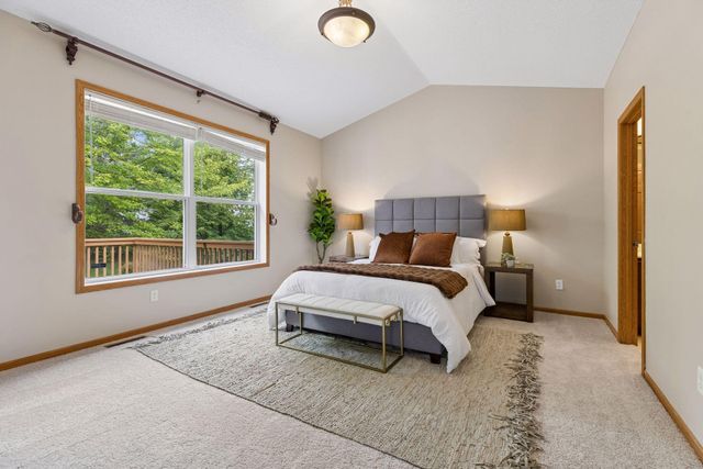 17461 Haralson Drive, Eden Prairie, MN 55347