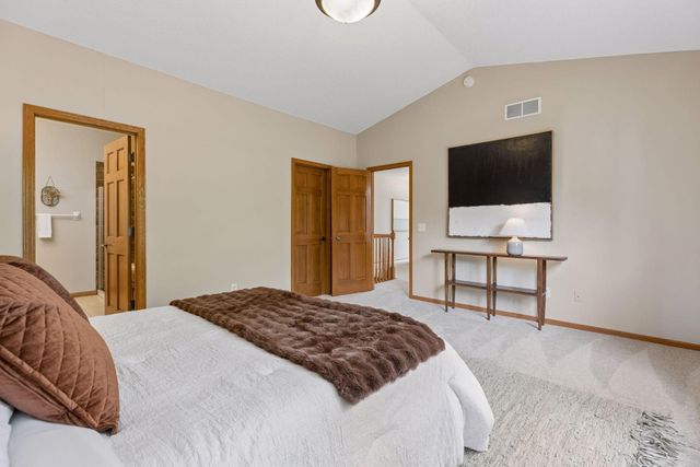 17461 Haralson Drive, Eden Prairie, MN 55347