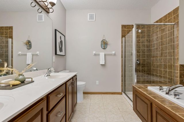 17461 Haralson Drive, Eden Prairie, MN 55347