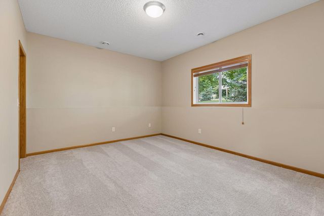 17461 Haralson Drive, Eden Prairie, MN 55347