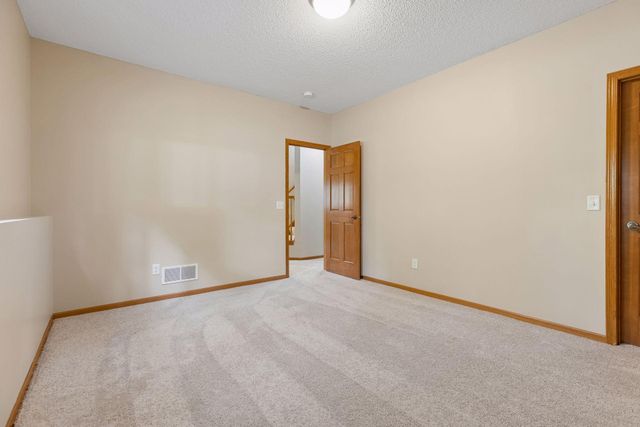 17461 Haralson Drive, Eden Prairie, MN 55347