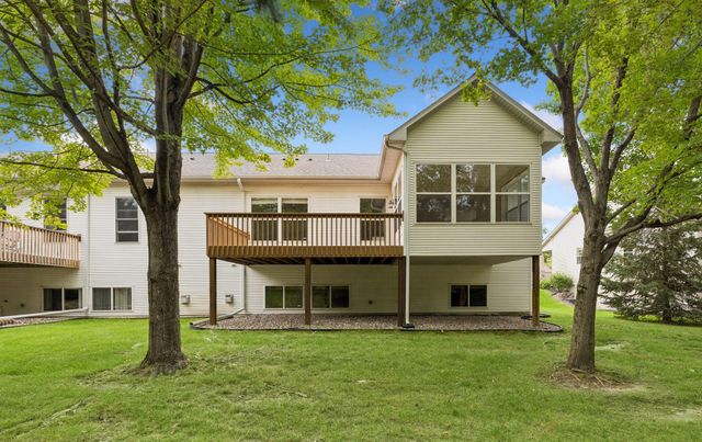 17461 Haralson Drive, Eden Prairie, MN 55347