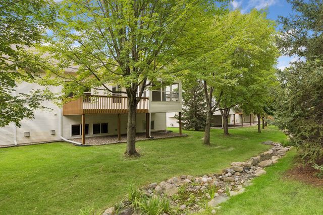 17461 Haralson Drive, Eden Prairie, MN 55347