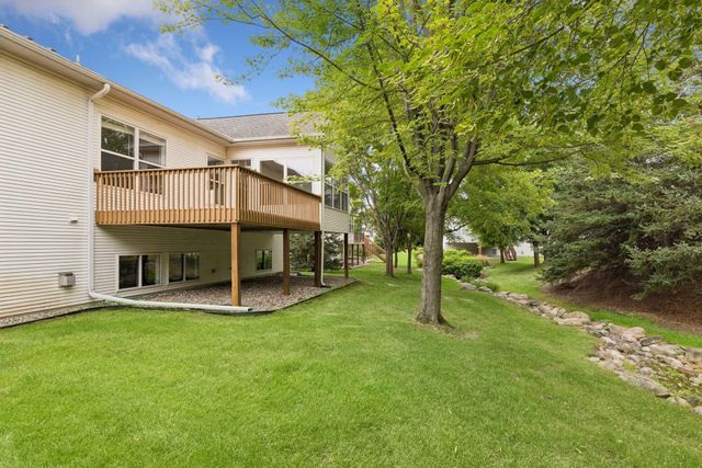 17461 Haralson Drive, Eden Prairie, MN 55347