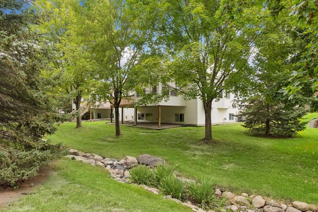 17461 Haralson Drive, Eden Prairie, MN 55347