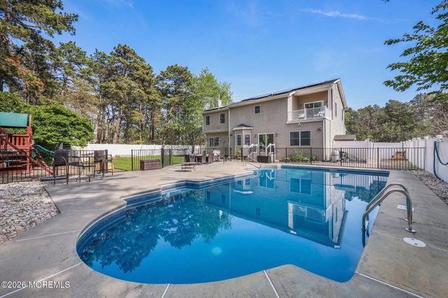 441 Montgomery Avenue, Toms River, NJ 08757