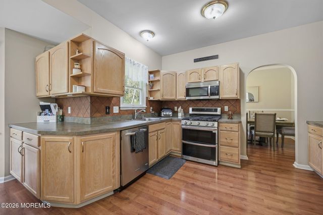 441 Montgomery Avenue, Toms River, NJ 08757