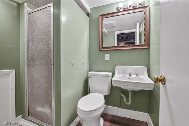 4267 Bentley Drive, North Olmsted, OH 44070