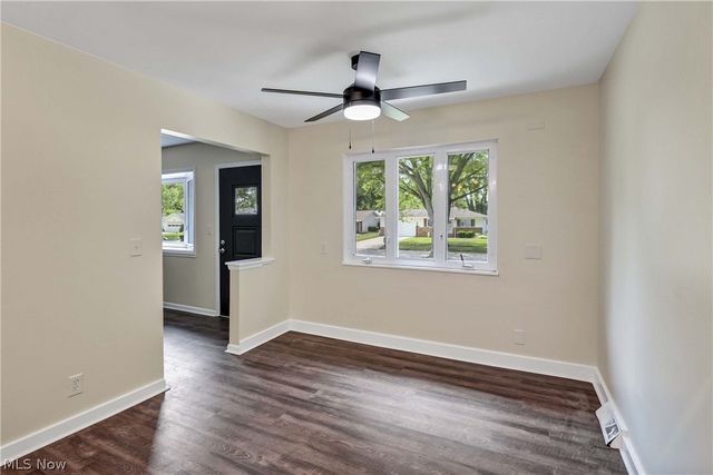 4267 Bentley Drive, North Olmsted, OH 44070
