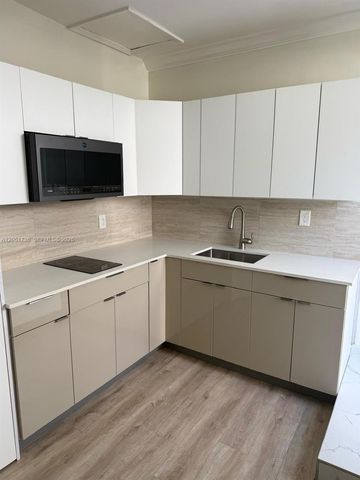 8600 NW 21st St 1, Sunrise, FL 33322
