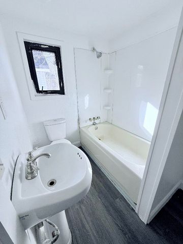 625 E Acheson Street, Denison, TX 75021