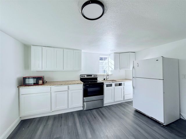 625 E Acheson Street, Denison, TX 75021