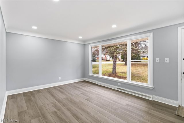 9486 York Road, North Royalton, OH 44133