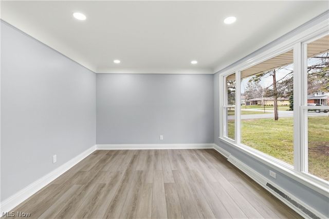 9486 York Road, North Royalton, OH 44133