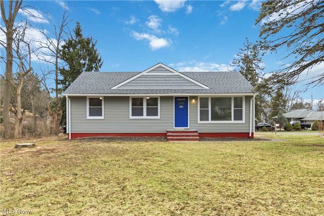 9486 York Road, North Royalton, OH 44133