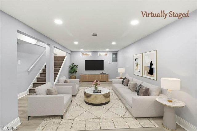9486 York Road, North Royalton, OH 44133